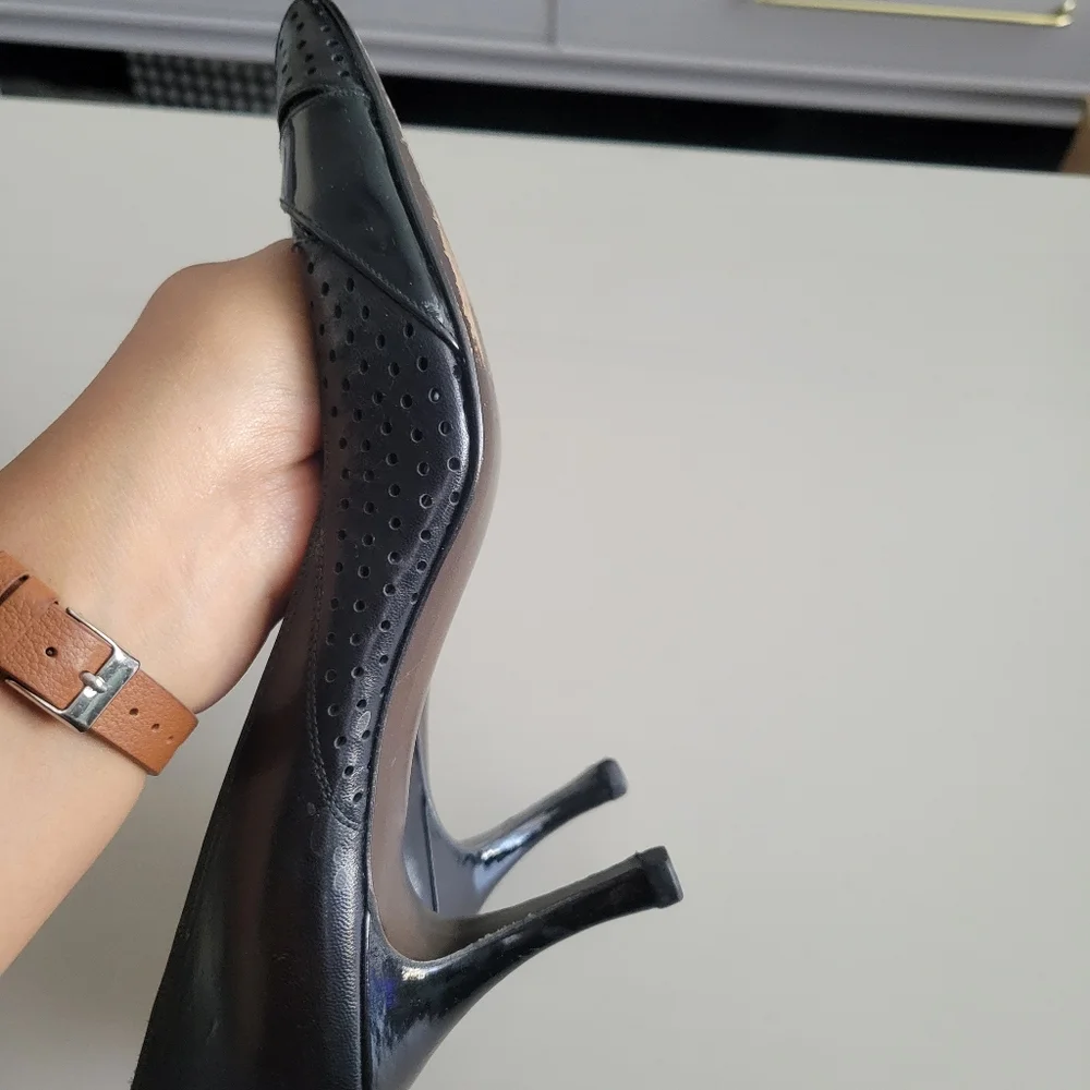 Stuart Weitzman Black Peep Toe Heels Women's Size 10 - Picture 9 of 11